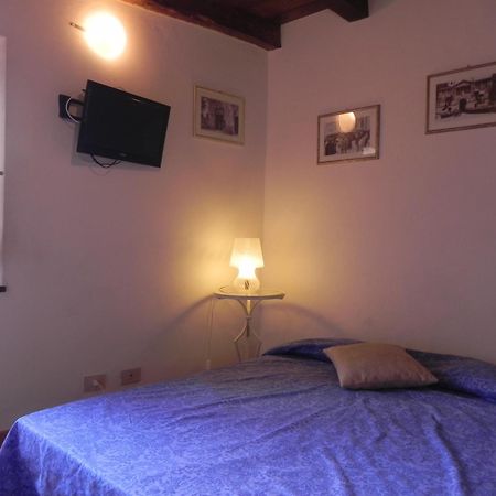 Agriturismo La Calamaia Gorfigliano Room photo